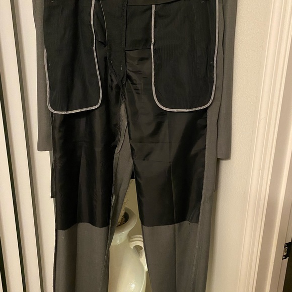 SOLD - JF Ferrar Classic Fit Men Suit, Gray - Picture 6 of 6